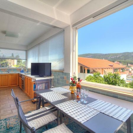 Apartments Villa Rojnica Jelsa  Kültér fotó