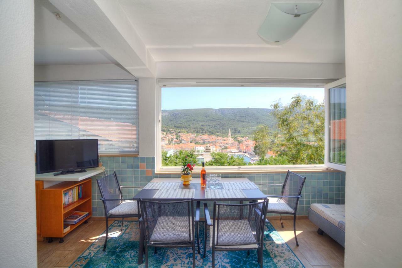 Apartments Villa Rojnica Jelsa  Kültér fotó