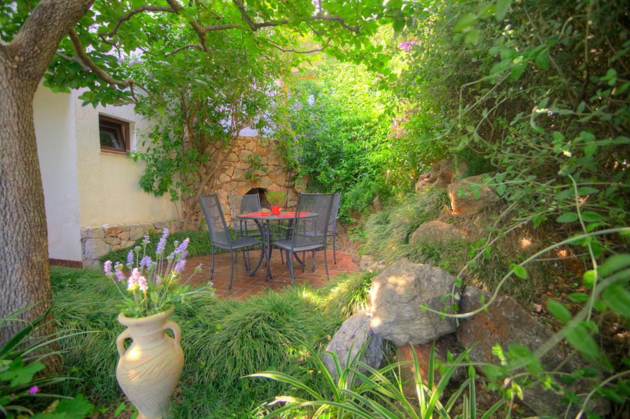 Apartments Villa Rojnica Jelsa  Kültér fotó